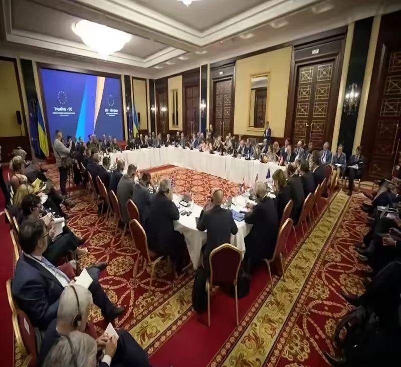 最新消息，15国外长发布联合声明！
4月2日，意大利、挪威、西班牙等15国外长突