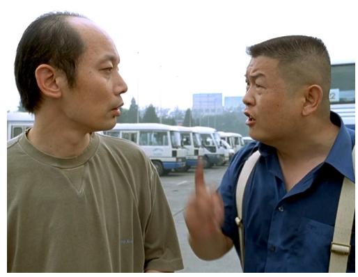 2005年，傅彪去世，留下200万债务，冯小刚还了债，张国立拿出40万，葛优只说