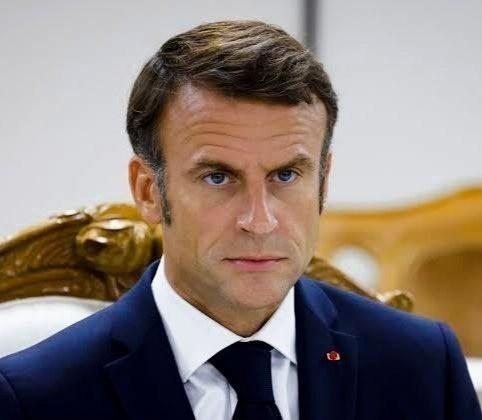 马克龙发给 特朗普的短信被曝光，颜面全无。马克龙原本希望在 叙利亚 、 伊朗 以