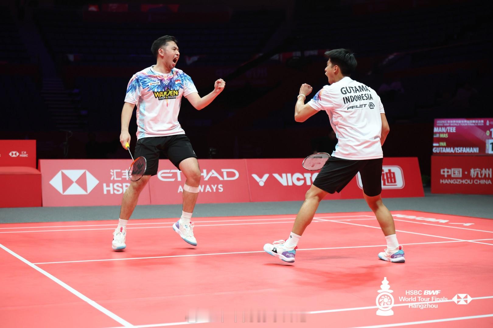 2025年世界羽联年终总决赛 照片记录咖塔曼 伊斯法哈尼 23-21, 21-1