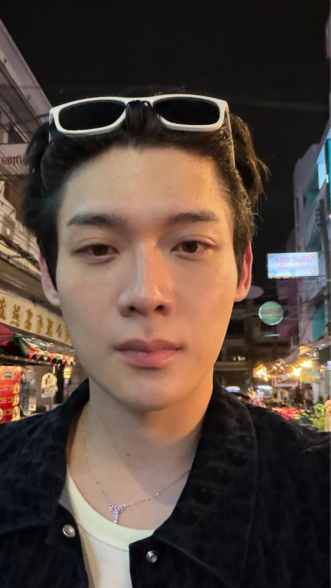 卧槽好帅啊啊啊啊啊啊啊好浓的男友味[哇][哇] ​​​