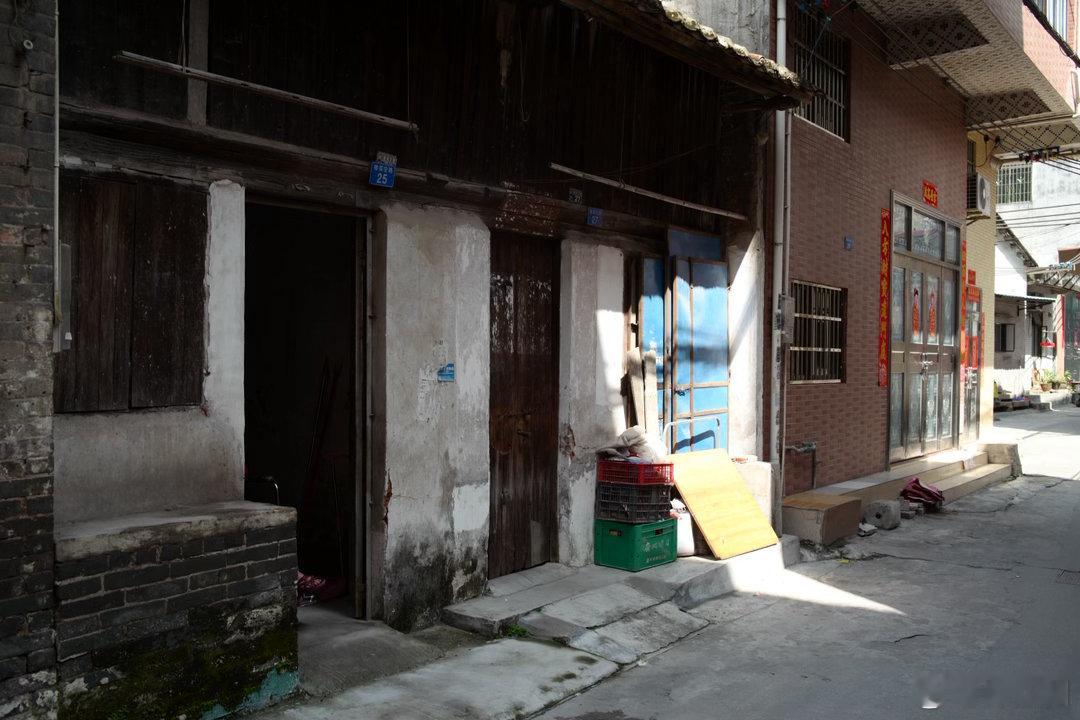 广州新塘白石村的正午时光人文街头漫拍扫街 徕卡SL R35 2E48 广州·白石