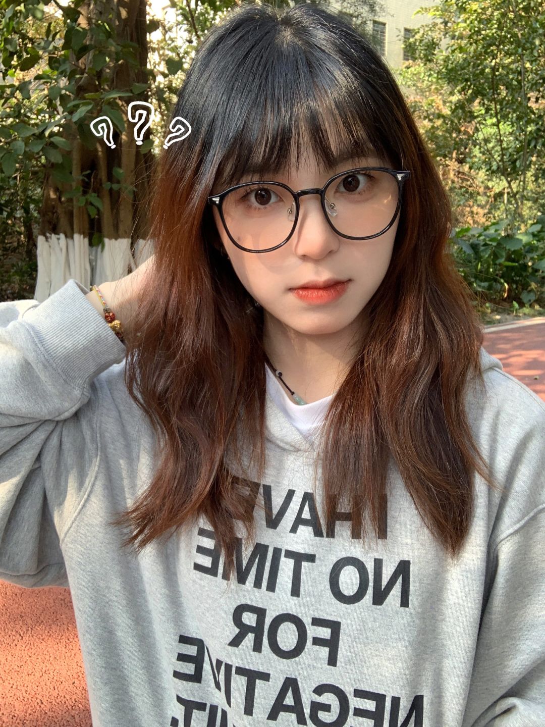 小小的脑袋里装着大大的问号