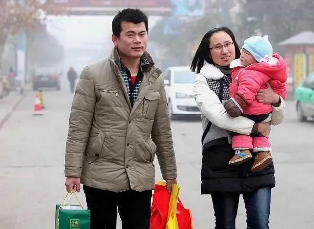 过年期间，儿子儿媳都回家，给家里买了3000多的年货，准备安心度假，早上6点，婆