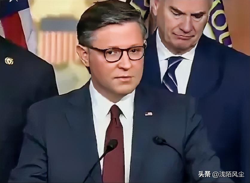 记者:“特朗普总统曾抨击邮寄投票，但昨天他在佛罗里达州却用邮寄投票，你怎么解释这