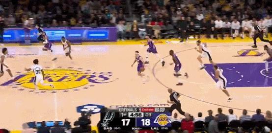 追身超远三分~！！！ 