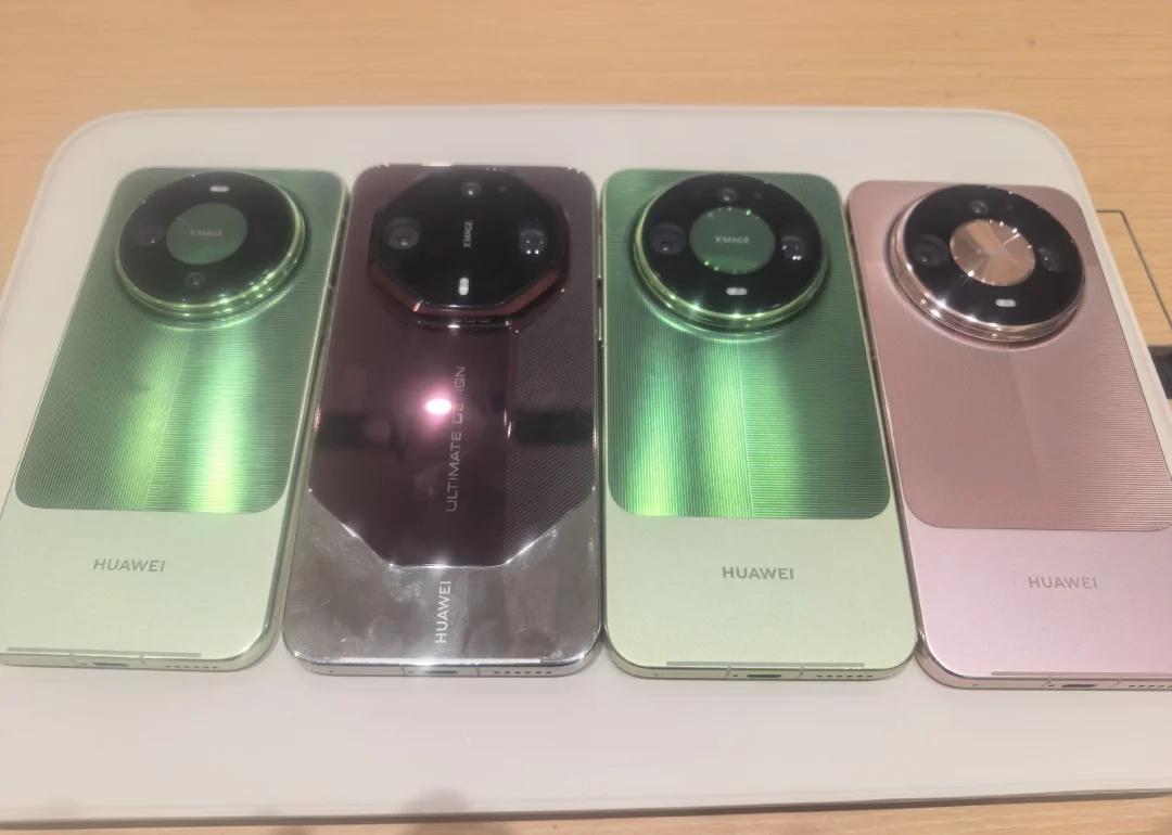 你会选哪个配色？
华为Mate90 Mate一起发光吧 这么多个配色我都很喜欢，