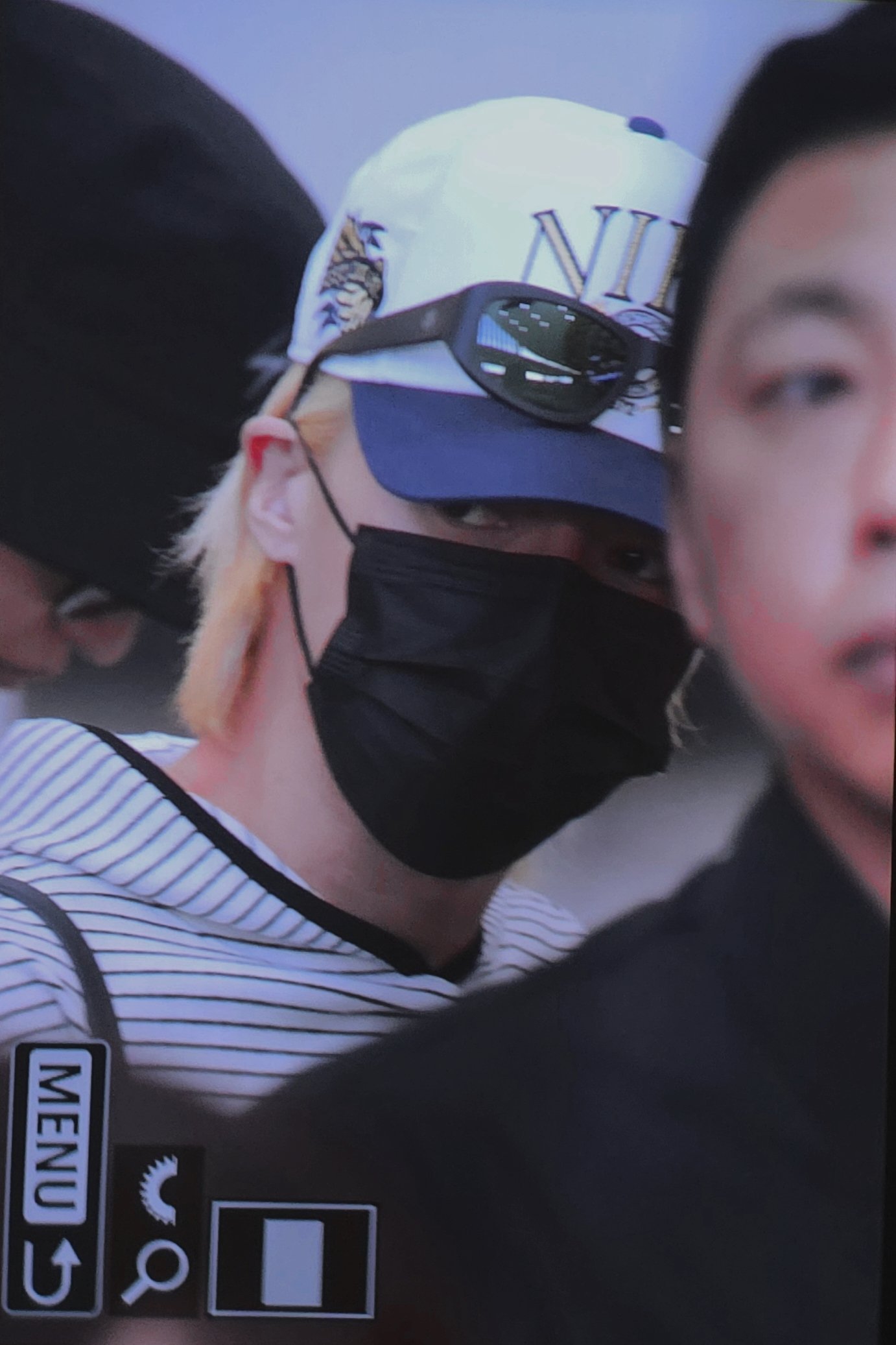 郑友荣  预览｜260905 金浦出境©feel_the_storm/desir