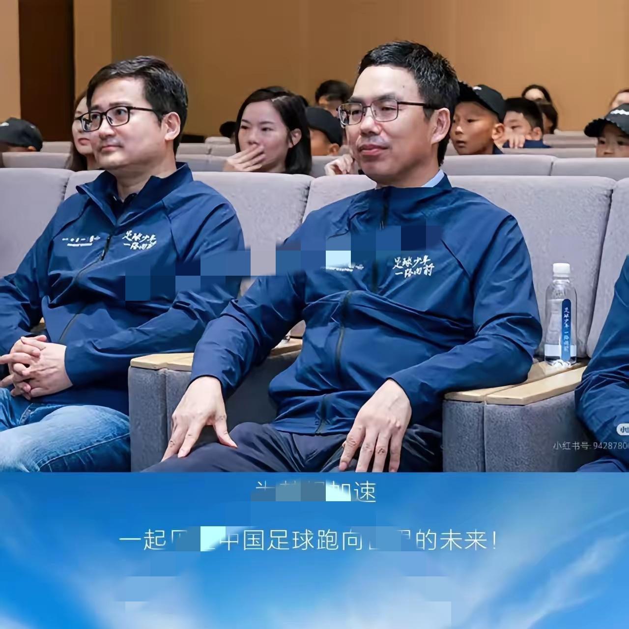 我谁都不服，就服比亚迪！
 
董路带着中国小将去意大利一口气连赢7场，没赶上赵子