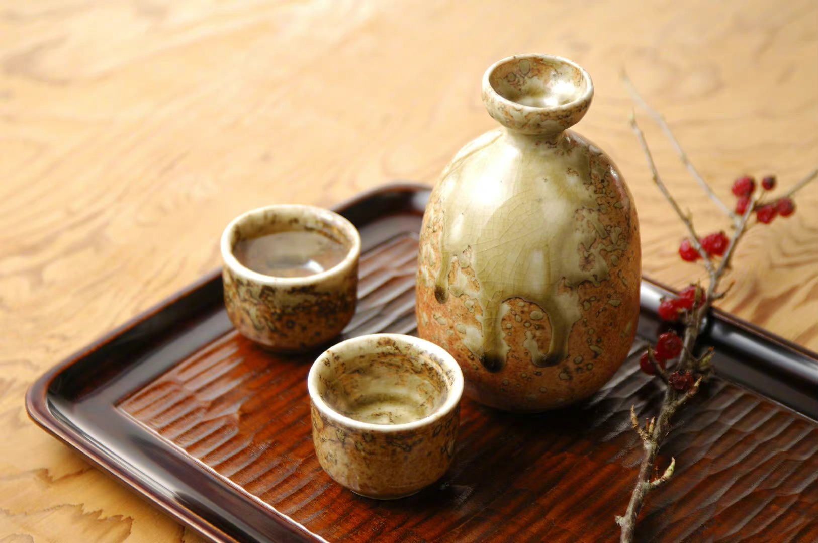 佛为心，道为骨，儒为表，大度看世界；技在手，能在身，思在脑，从容过生活。——南怀