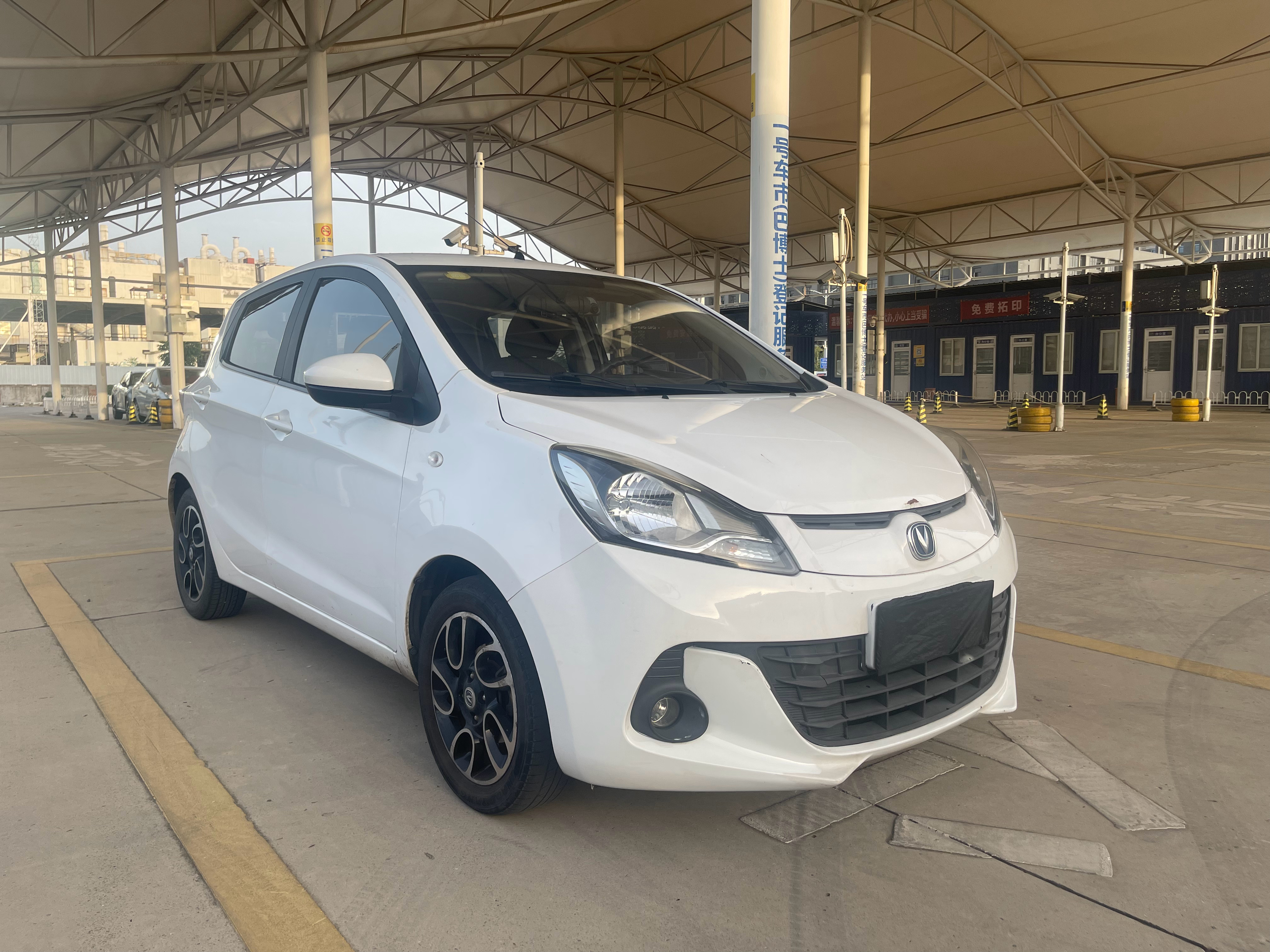 更新一组 2017年长安奔奔 图片便宜好开，又是实用，而且油耗又低#长安汽车##