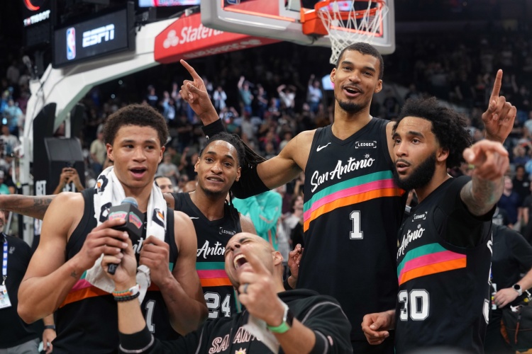 伤兵满营的东部改写了“西强东弱”的局面！东部4队仍有争冠实力