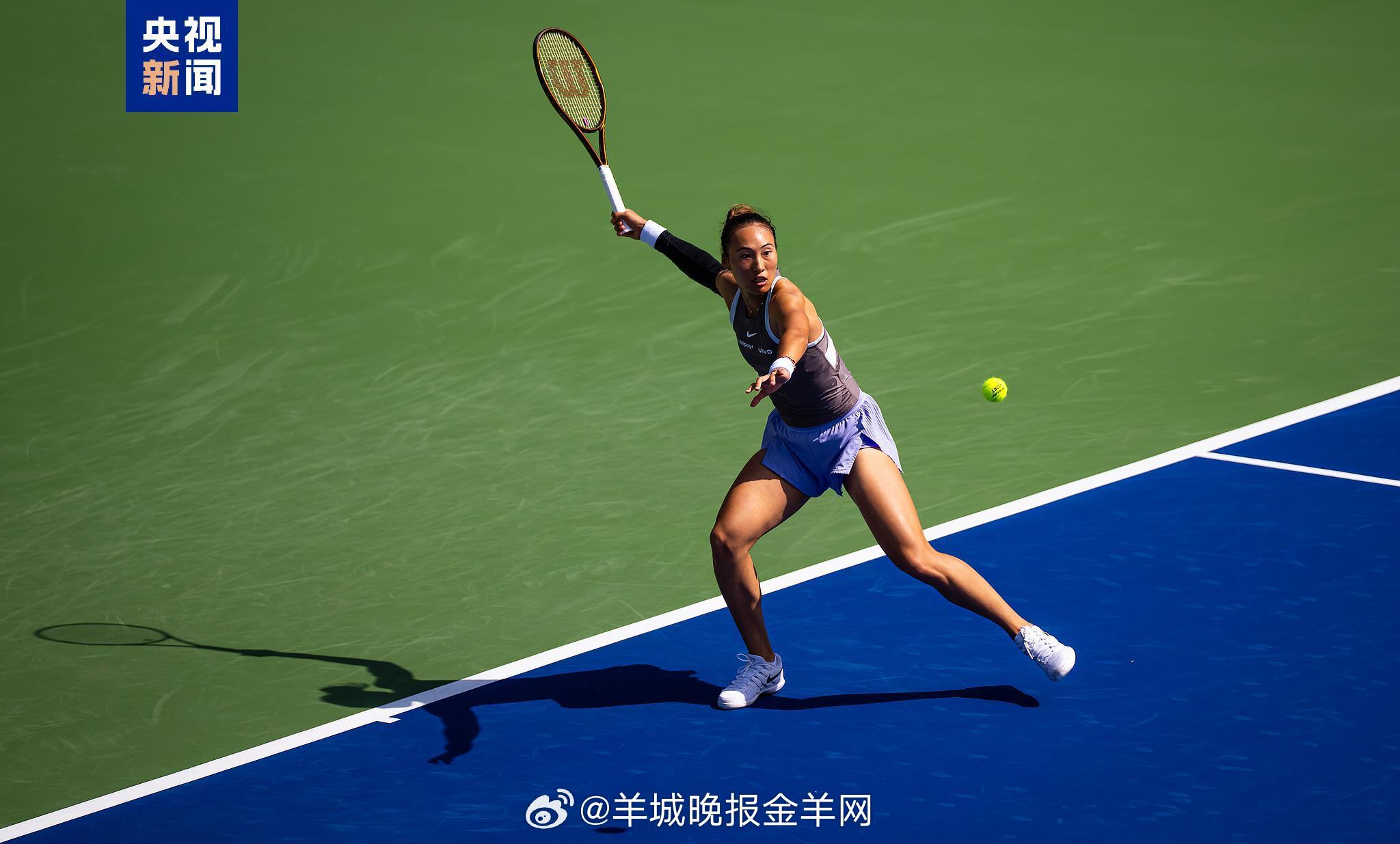 【#郑钦文遗憾止步WTA1000迪拜站32强#】当地时间19日，在WTA1000