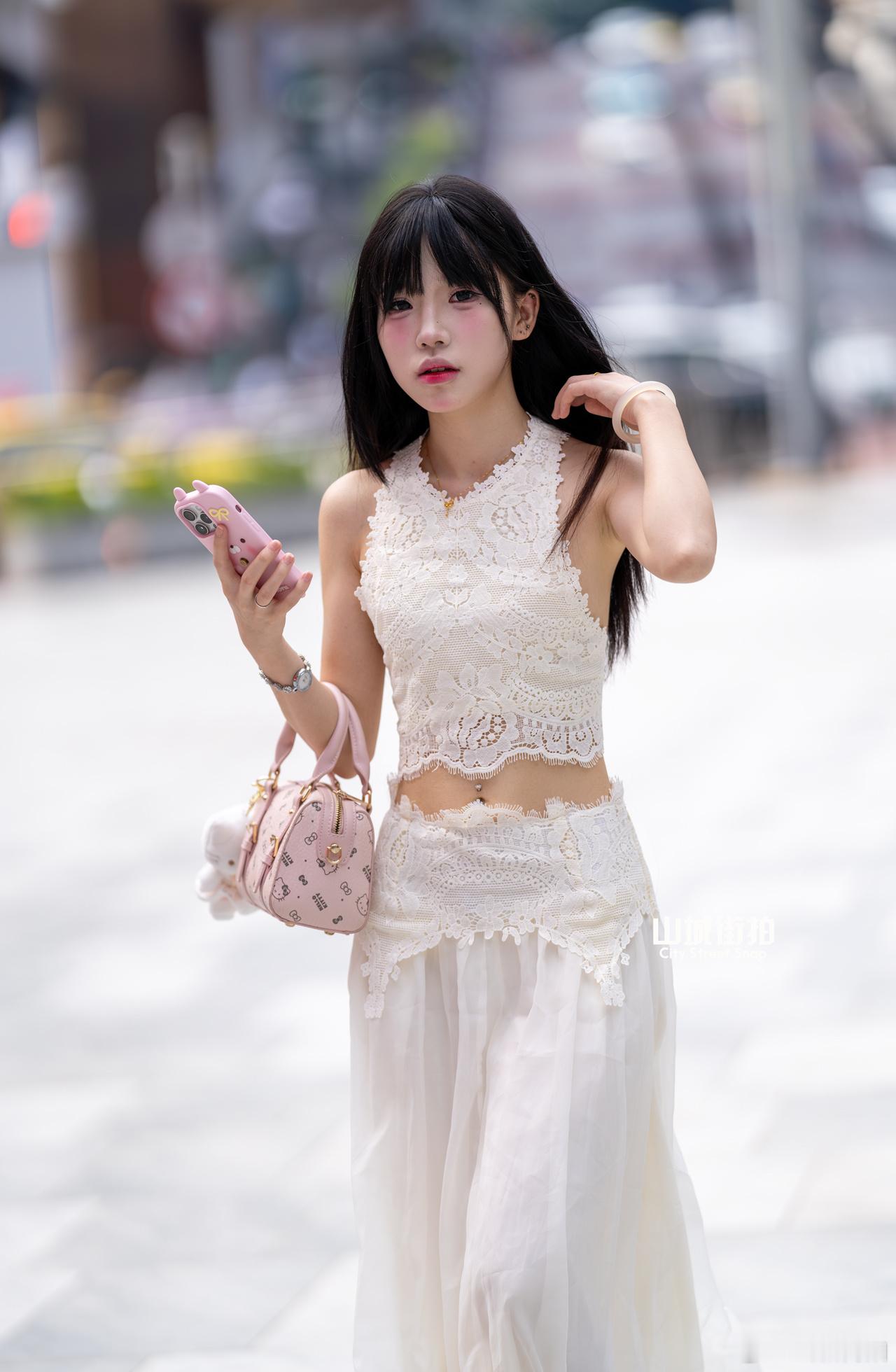 换个角度发一张~