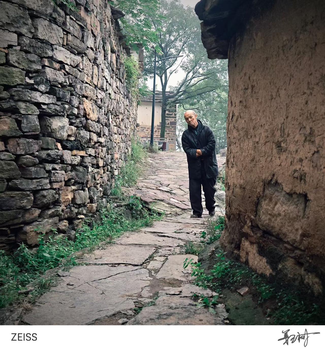 对我们大多数人而言，摄影是点亮生活的方式。若喜爱竞技，便享受比赛，但将得失看淡；