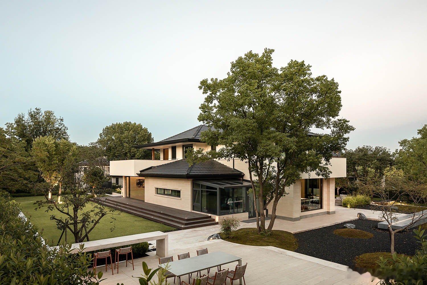 努力消费，为国为民。 