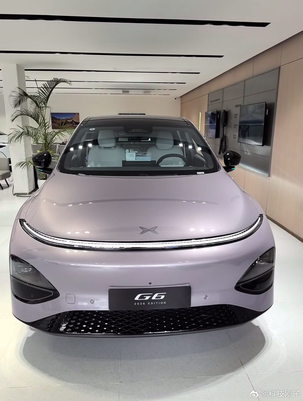 小鹏G6超级增程正式上市，1704km的CLTC综合续航，430km的同级最长纯