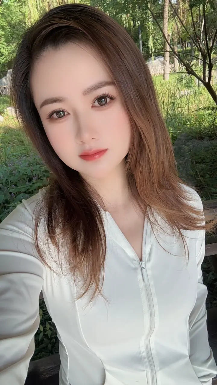 老天不会让你什么都有，也不会让你什么都没有，老是活在过去你会抑郁，活在...