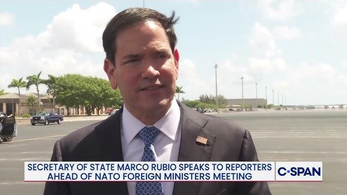 美国国务卿卢比奥周四在佛罗里达州对媒体表示，伊朗企图对霍尔木兹海峡实行“收费机制
