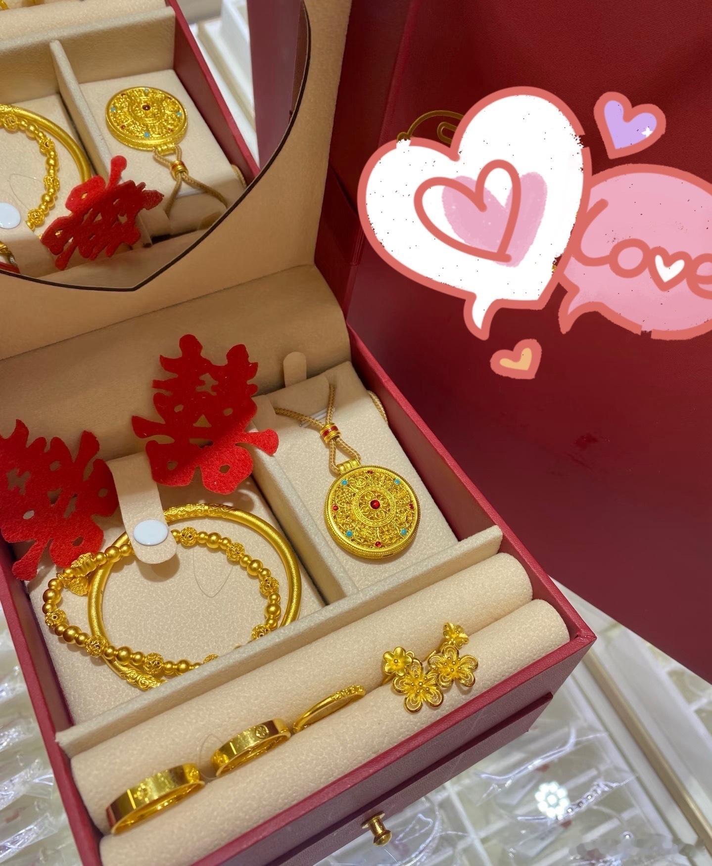 准备下月订婚买五金，男朋友说现在金价太贵了，等以后金价掉到500再买，男朋友说明