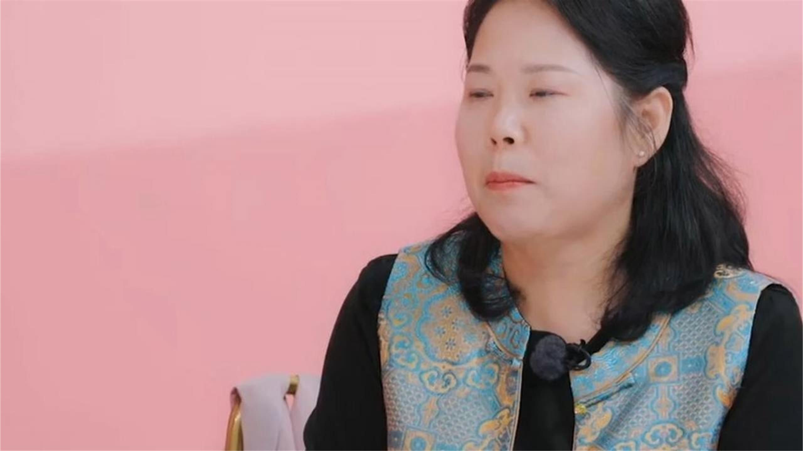全场嘉宾集体力挺张家齐，轮番发言联手“讨伐”妈妈，现场看得人