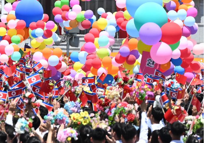 中方代表刚落地朝鲜，韩国方面主动凑上来呼吁维持和平态势
 
6月8日中午，中方专