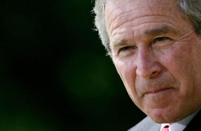 美国人开始怀念小布什了
美国人怀念小布什，核心不是他“做得好”，而是跟现在比，显