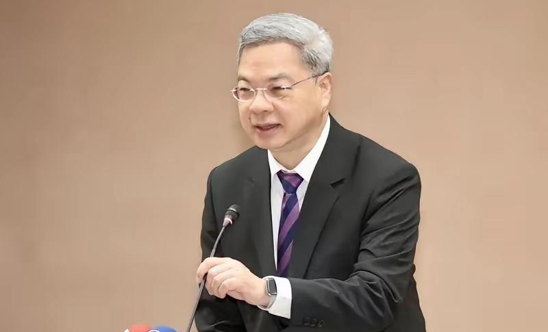 大陆提惠台措施 台经济部门：台湾持续与世界接轨，无须回头依附

大陆这次是真给面