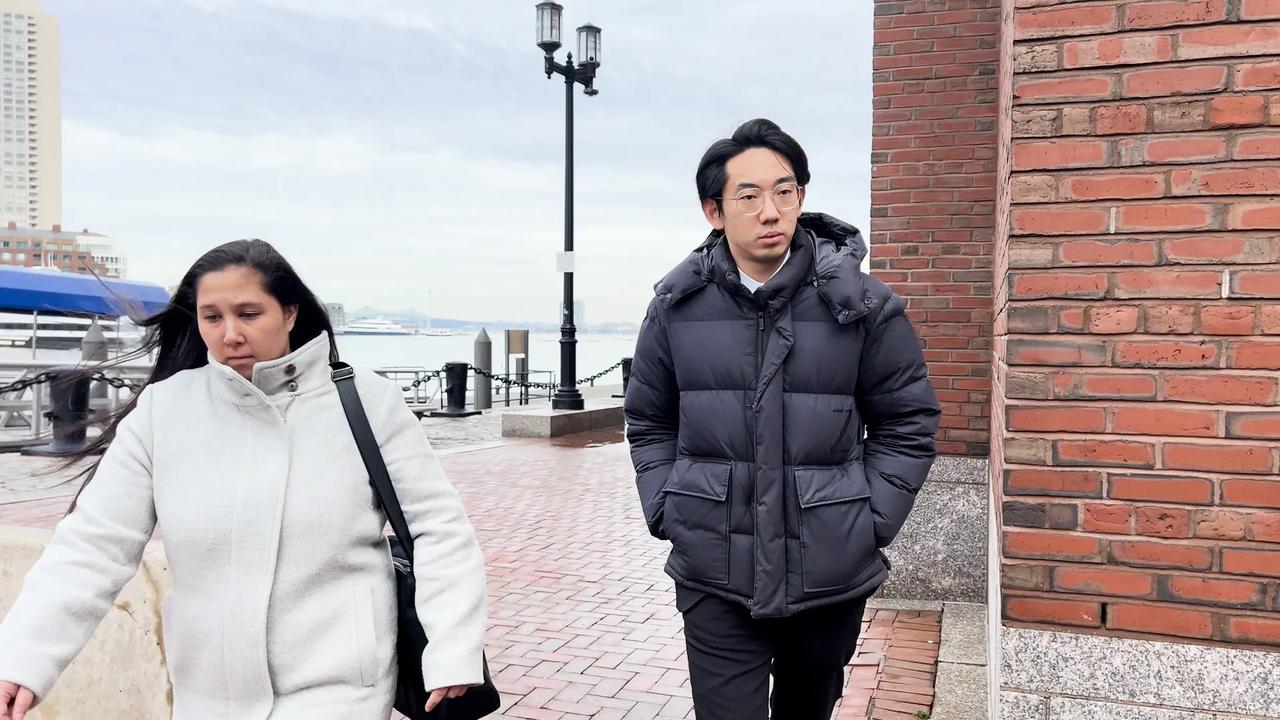 突发新闻：美国媒体报道，当地时间4月24日，曾就读于伯克利音乐学院的中国留学生吴