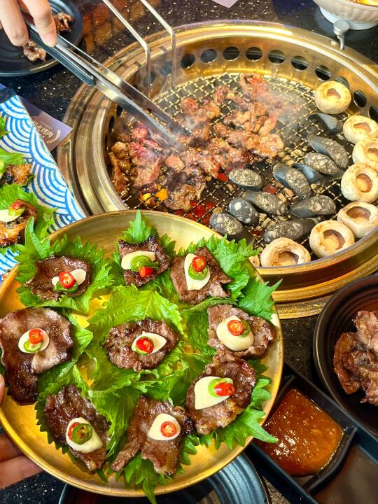 在东莞吃烤活鳗鱼烤肉认准这家店！！！