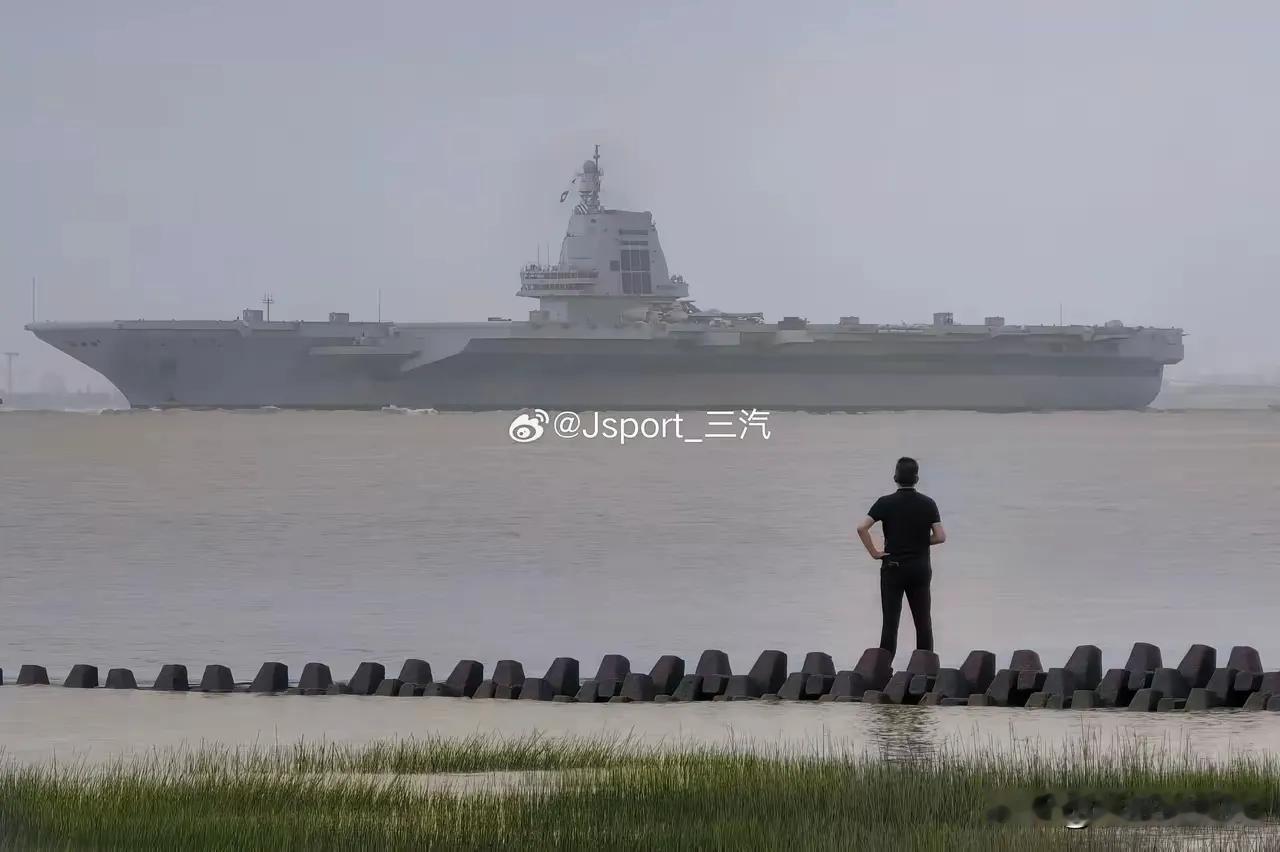 今天是9.3抗日战争胜利纪念日，而我们福建舰在修正了一个月后，也终于开始了自己的