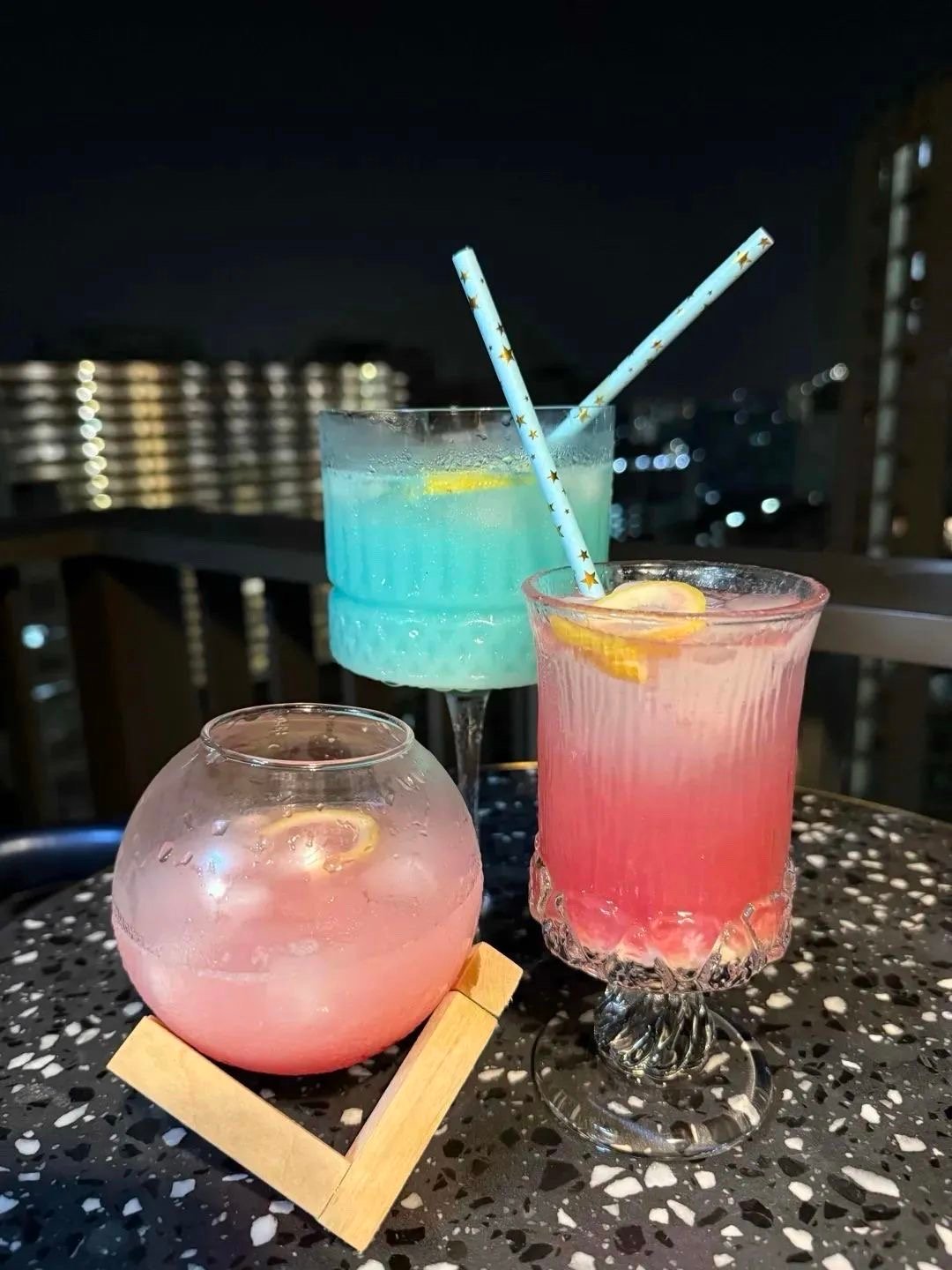 𝐄𝐧𝐣𝐨𝐲 𝐋𝐢𝐟𝐞 - ☕ ✧⁺.“还好，大部分时间都挺普通