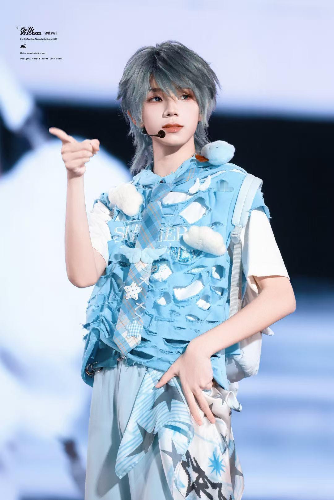 王橹杰比董洁亲儿子还小一岁我们的少年时代2青春期戏份适配度拉满，王橹杰年纪比顶顶