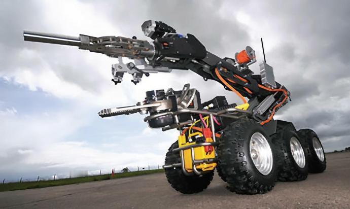 每天认识一件兵器 英国“防御者”无人车“防御者”（Defender）无人车是由英