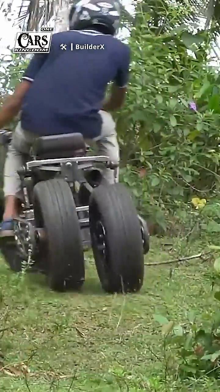 Building a Leaning 3-Wheel Motorcycle。
父