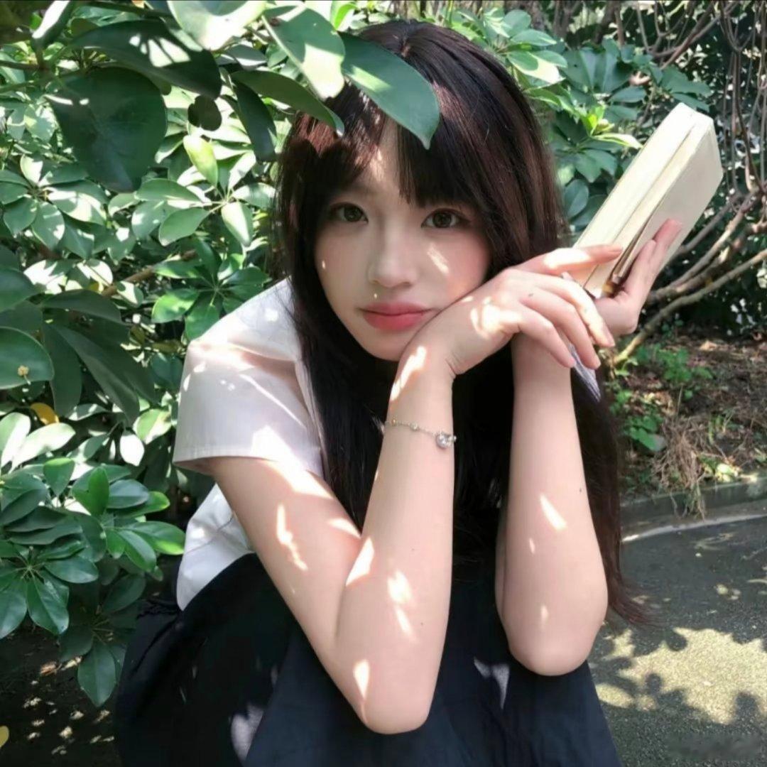明媚感女头。 