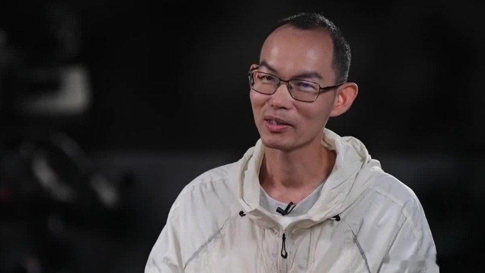 凤凰新闻【南枝原来去过中国？《给阿嬷的情书》导演自曝关键片段删减原因】《给阿嬷的