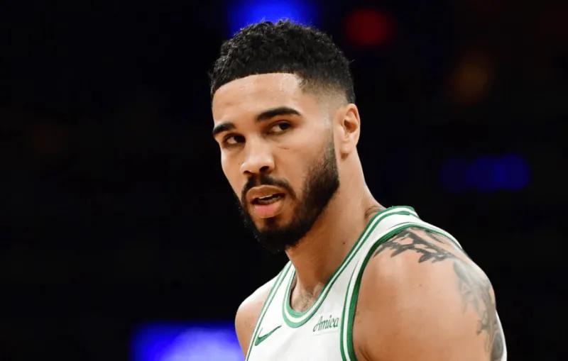 耐杀王！篮球痴汉！塔图姆迫不及待了。
Haynes：塔图姆亲口对我说，他会在这个