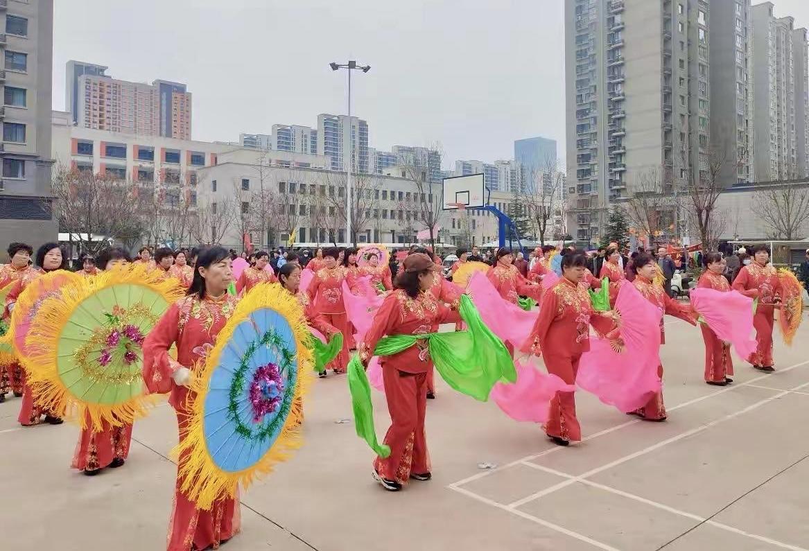 为喜迎元宵佳节，丰富居民精神文化生活，展现居民良好精神风貌。3月3日（正月十五元