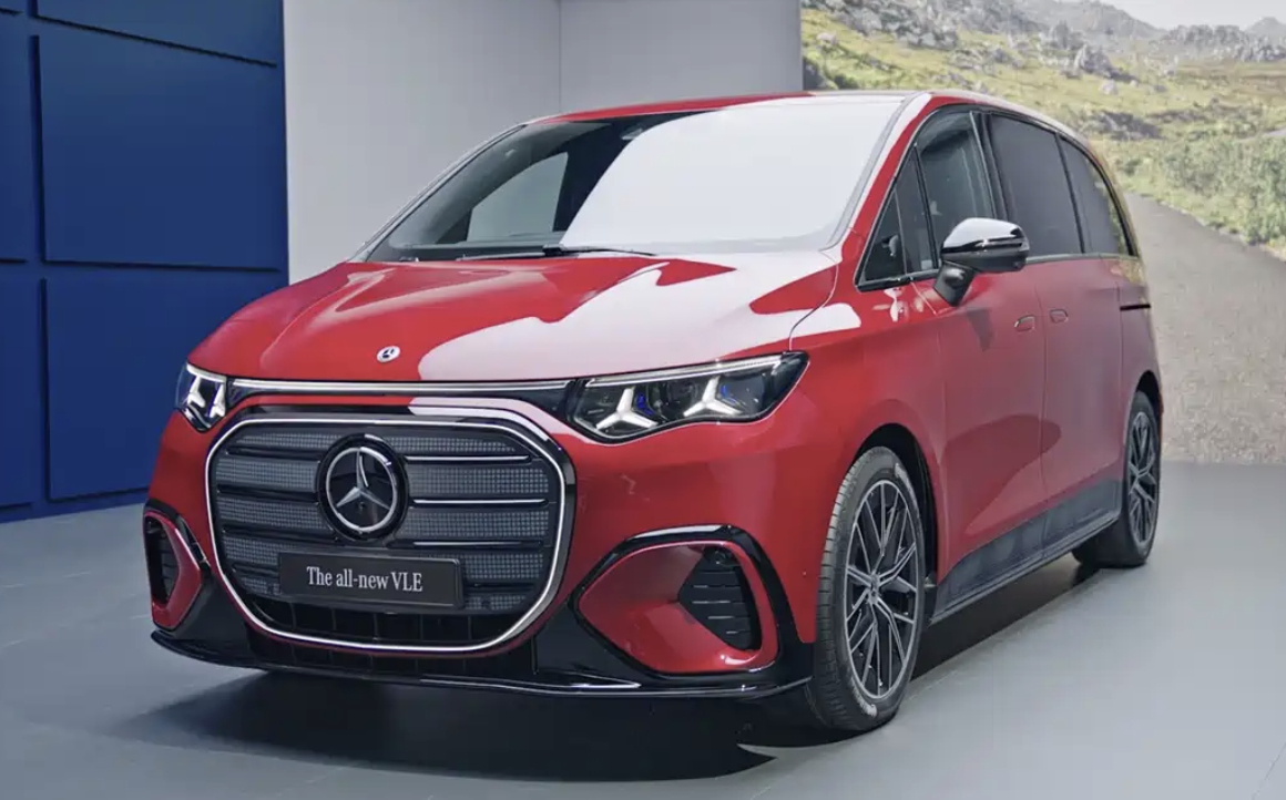 奔驰VLE正式亮相...1：基于全新MPV架构打造，配备800V电气架构2：未来