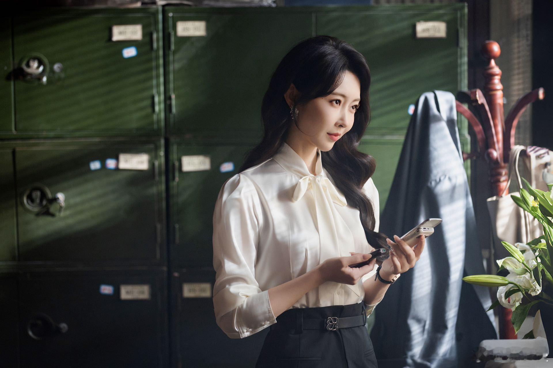 宣璐悬疑复仇女主上线宣璐的复仇女主苏然直接戳中爽点！！温柔皮囊下藏着焚尽一切的狠