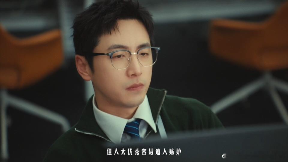 白客个人简历曝光  白客真的会蟹贺岁片  看着你的简历，我仿佛看到了一个勇敢的游