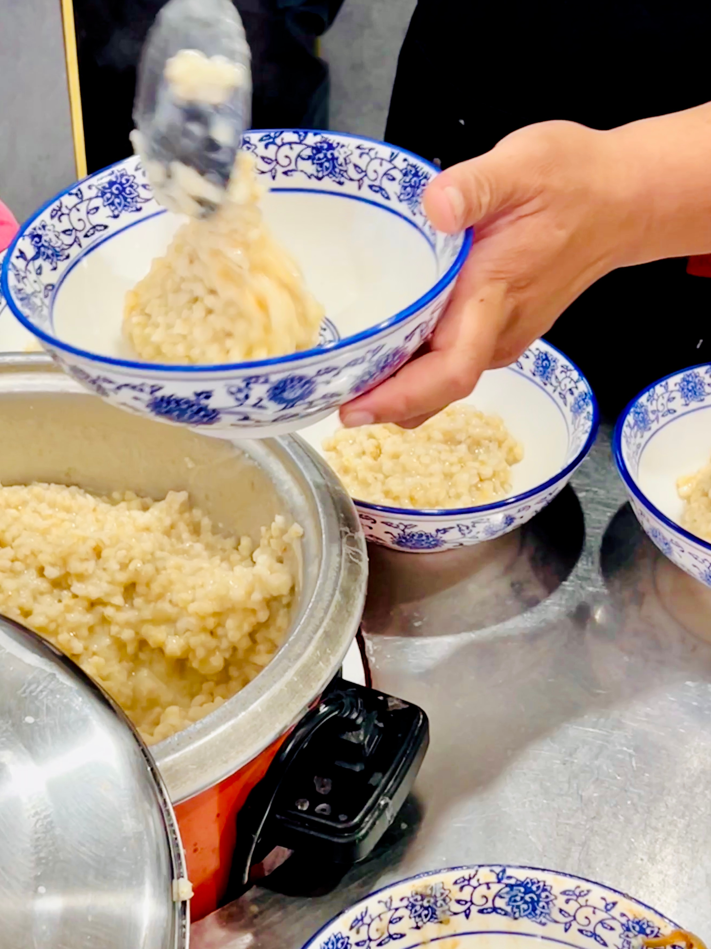 为了这口碳水特意去大名 在河北邯郸大名，每天都是夯实有力量的不重复碳水炸弹！饸饹