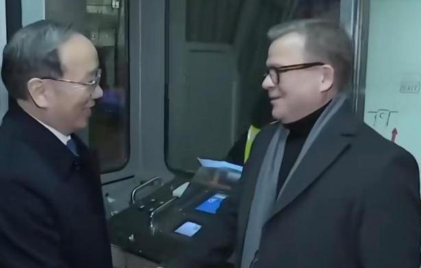 一个北欧国家的领导人在北京说出“美国反复无常，中国更可靠”，2026年1月，芬兰