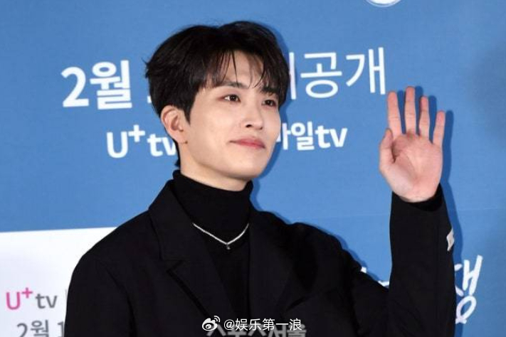GOT7崔荣宰公开讨薪 GOT7成员崔荣宰在个人社交平台公开讨薪，向音乐剧制作公