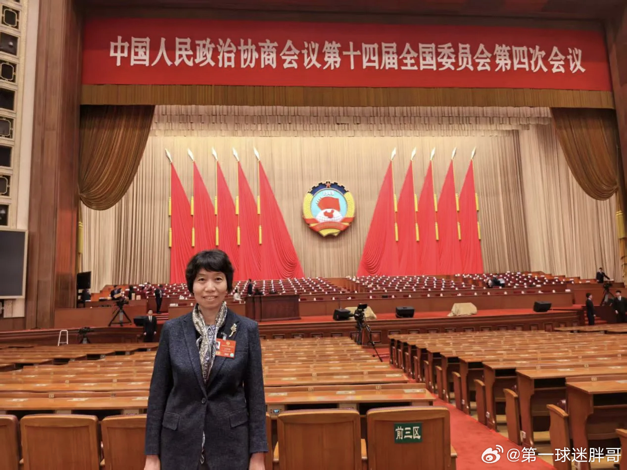 两会观察团建议整治招聘限男性限已婚育 近年来，用人单位在招聘过程中限男性、限已婚