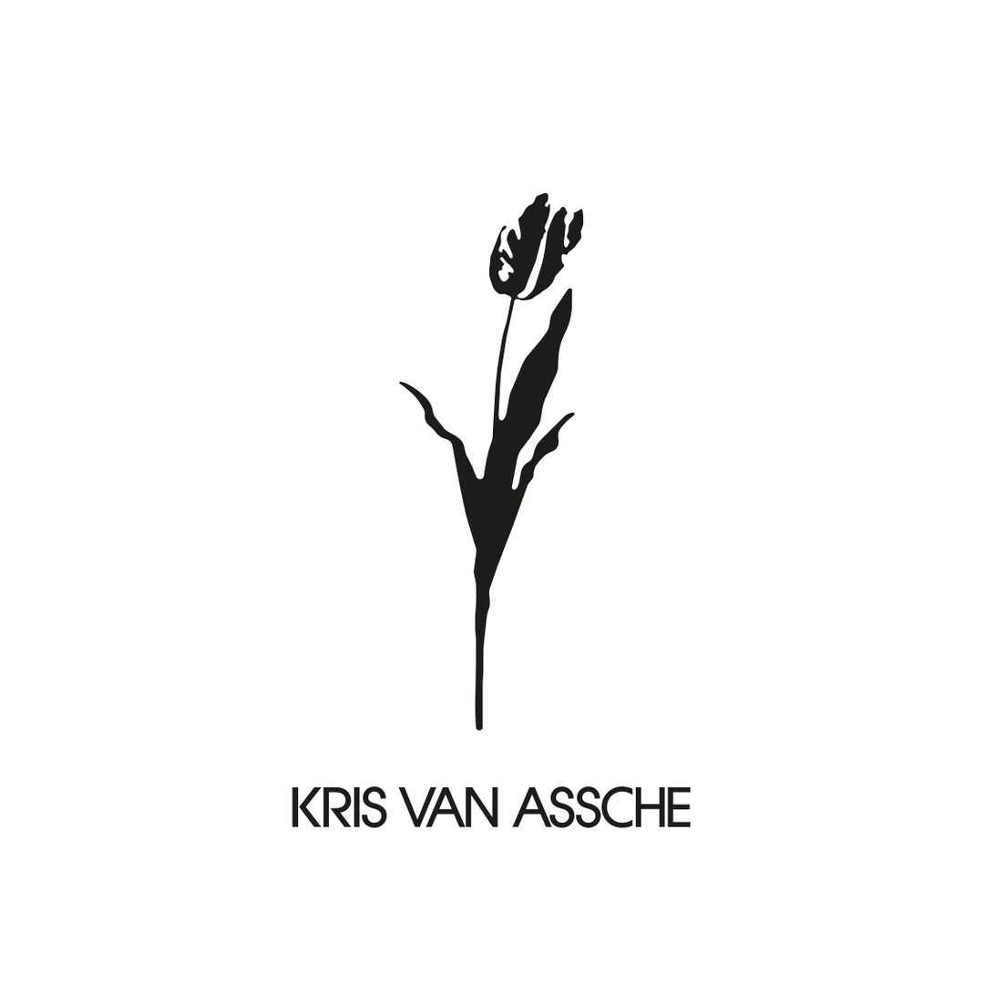 Kris Van Assche 正式重启个人同名主线✨沉寂了五年 总算有作品回归