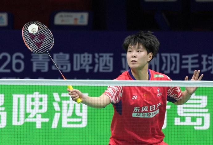 女团1/4决赛
徐文婧14-21 21-15 21-17拉克希塔
中国队3-0印