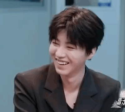 #健身房偶遇王俊凯#王俊凯和王源是去吸了韩国酵母吗？TFBOYS 三小只已经发福