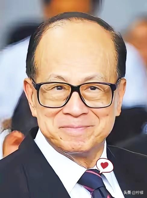 最近，
南美航运圈是炸锅了，
巴拿马这场闹了两个多月的“强抢港口”闹剧，终于迎来